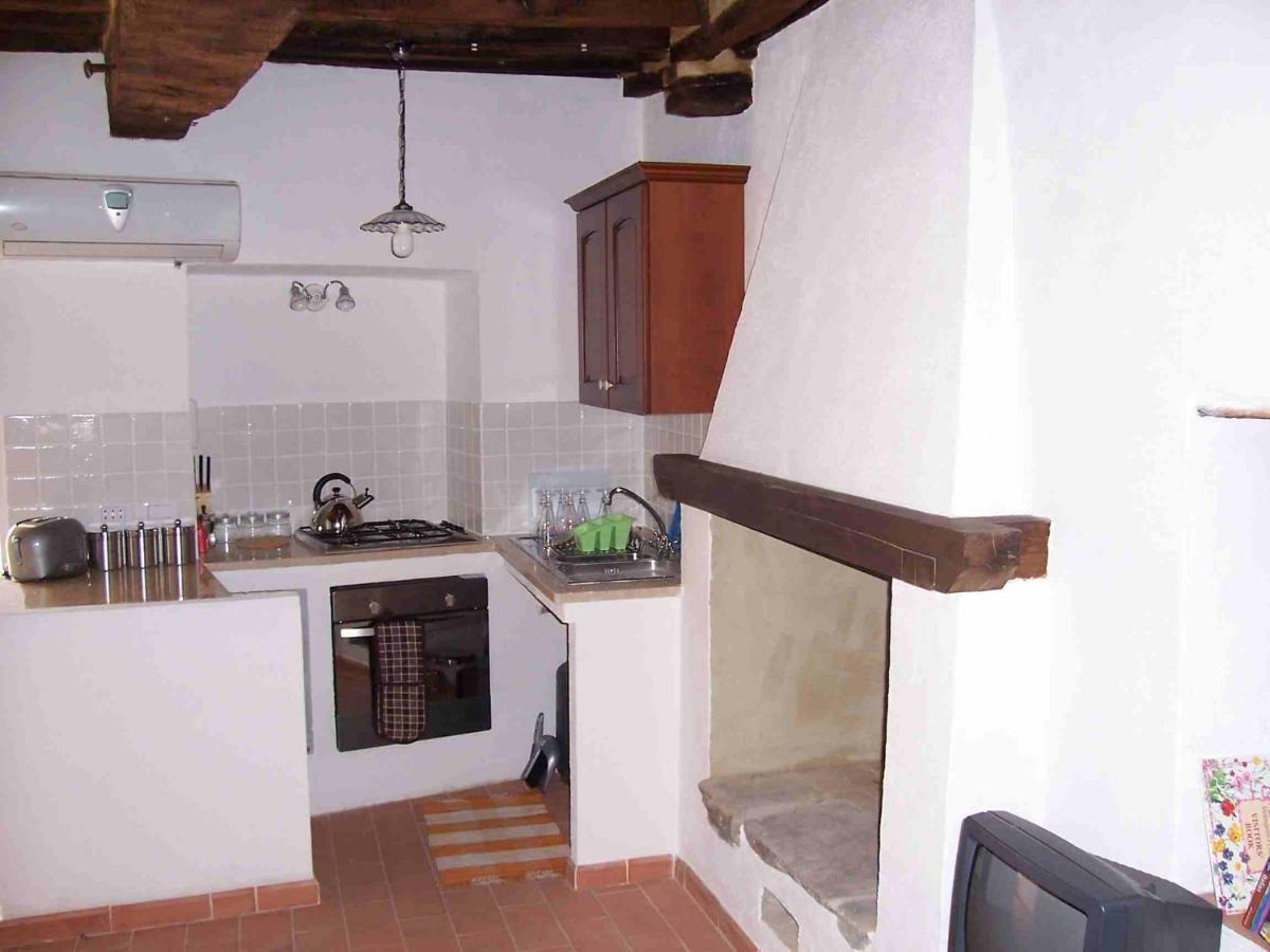 Casa Romantica Pereta Exterior foto